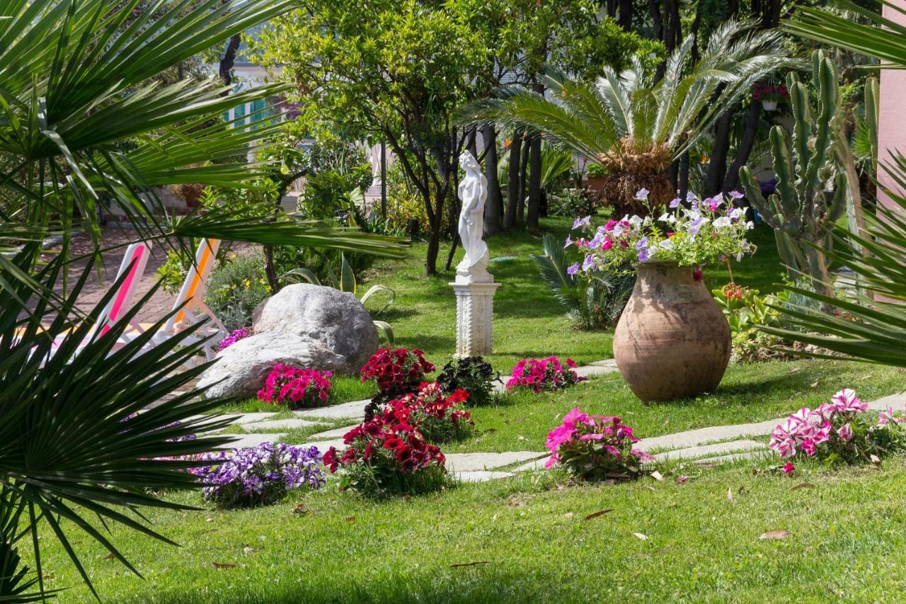 Le Villette Di Villa Paola Loano Exterior photo